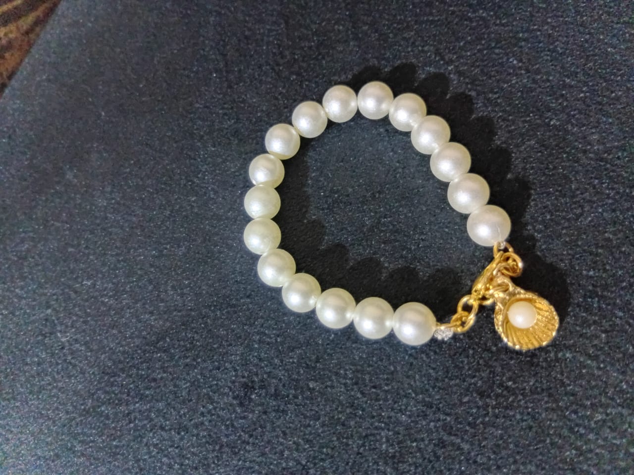 Shell Pearl Bangle